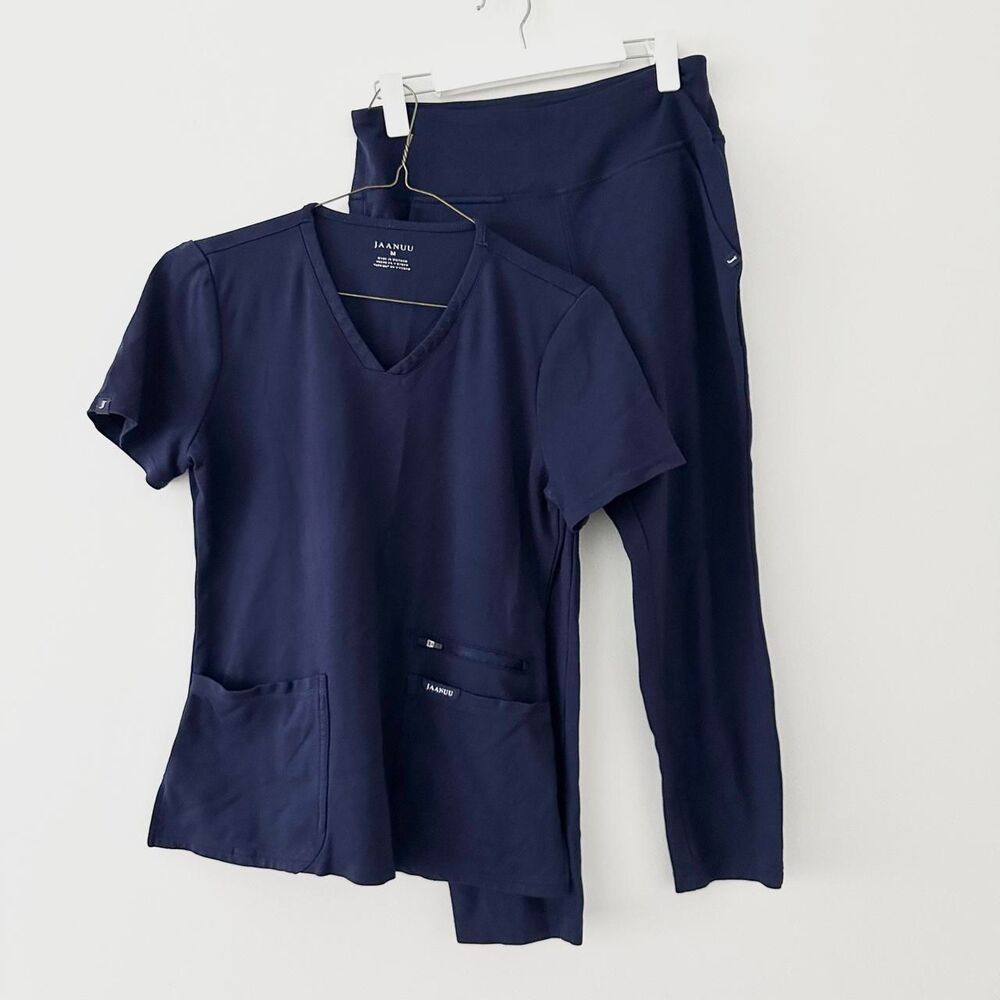 Jaanuu Navy Blue V-Neck Scrub Top M Jogger Pants MP Medical Uniform Set Women